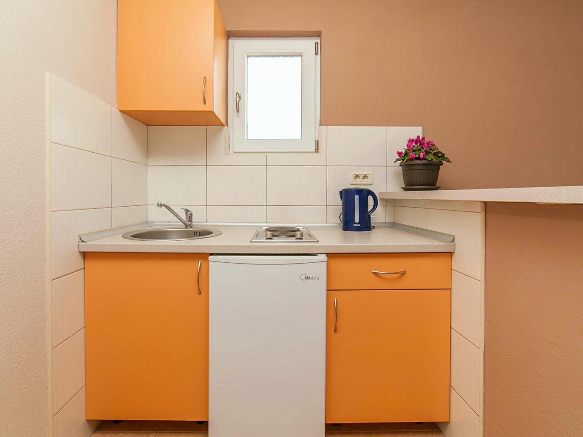 Hana Accommodation Свети Стефан Стая снимка